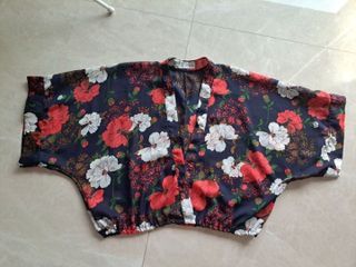 Floral Kimono Jacket with Wide Sleeves