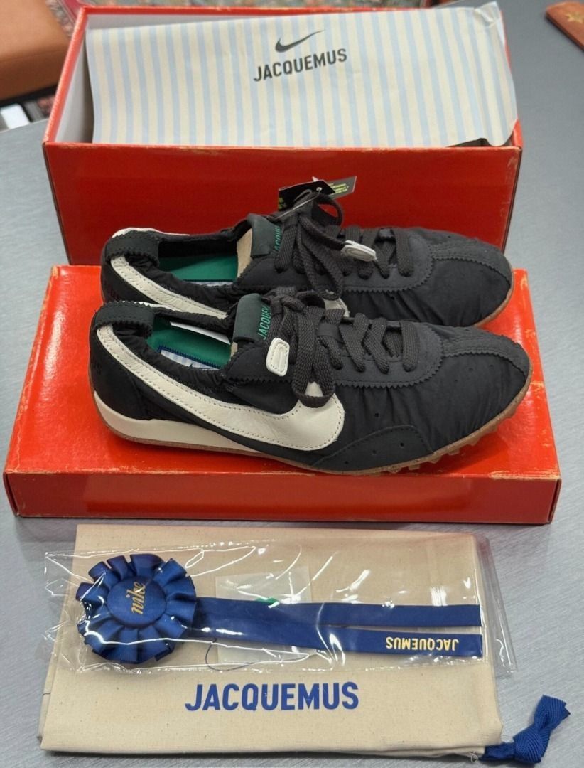 Nike × Jacquemus Casual Shoes Black (Category: Sneakers) located in Singapore. Submitted by worldwidedeals (Listing ID 1449374396, Image 2). Description: .