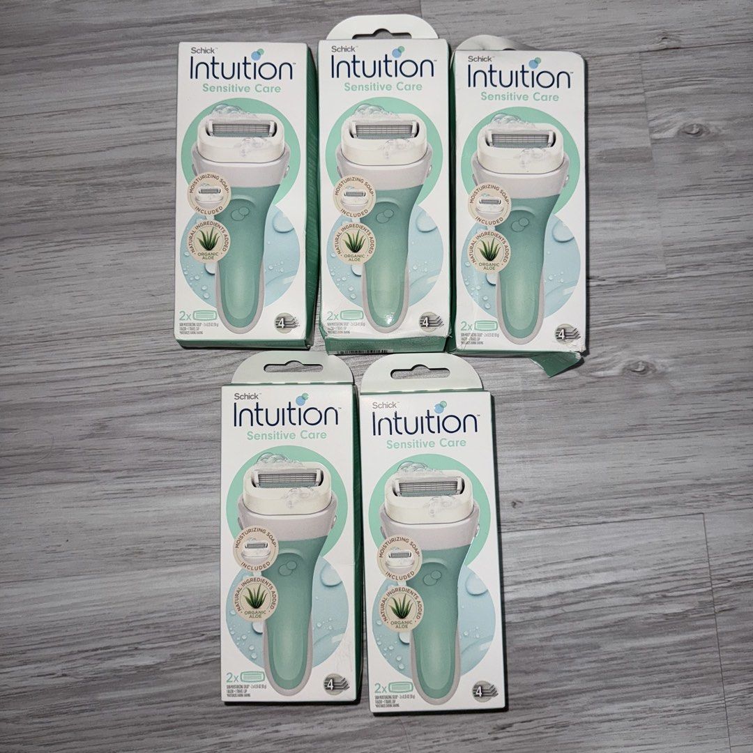 shick intuition care razor blade refill green (Category: Hair Removal) located in Singapore. Submitted by fleurrx (Listing ID 1450341595, Image 1). Description: BN $8 each only left one.