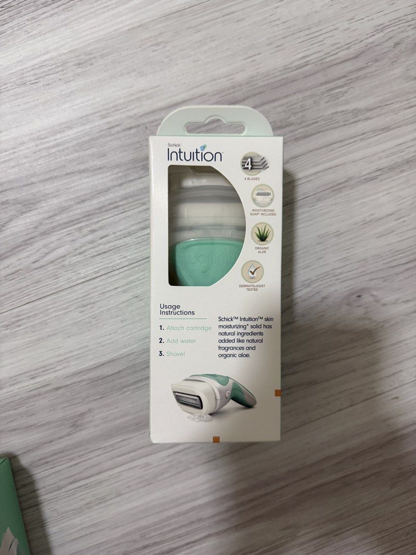 shick intuition care razor blade refill green (Category: Hair Removal) located in Singapore. Submitted by fleurrx (Listing ID 1450341595, Image 2). Description: BN $8 each only left one.