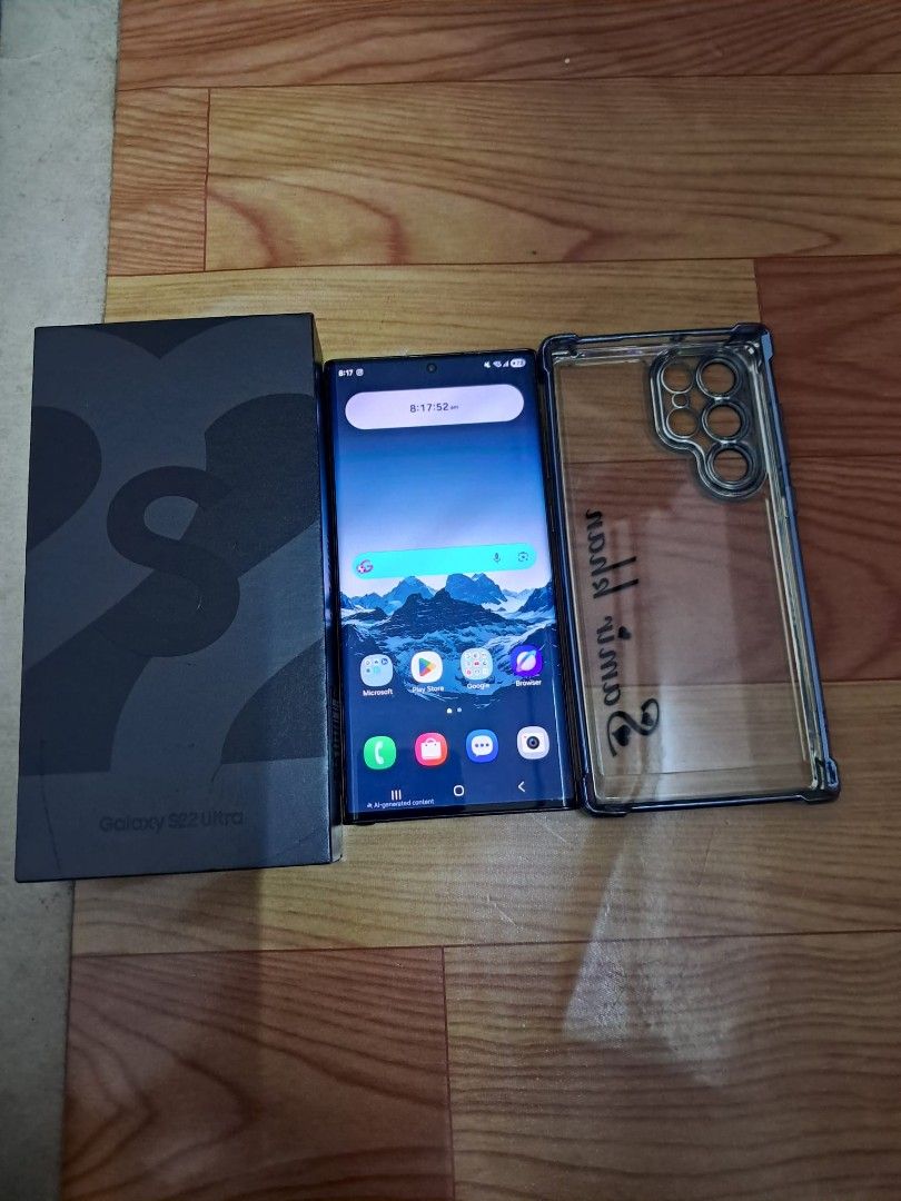 Galaxy S22 Ultra 5G 256GB Phantom Black (Category: Samsung) located in Singapore. Submitted by rejwan-161 (Listing ID 1364414993, Image 1). Description: This item very good conditions. No have any functional issue. Battery health is good..
