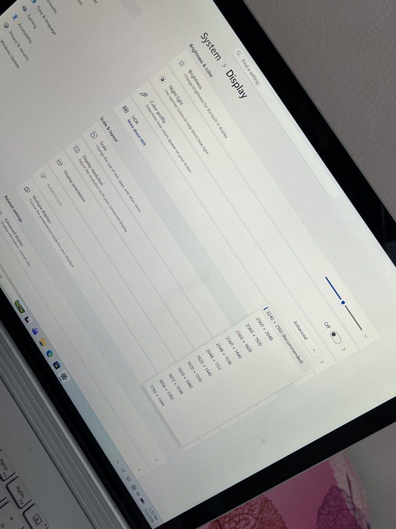 Surface Book-3 15.5 inch | i7-10th Gen | 16GB Ram & 256GB SSD | 15-inch (3240x2160) Ultra UHD Touchscreen | NVIDIA GeForce GTX 1660 6GB DDR6 Ti with Max-Q Graphics | Double Battery System | Battery Health 93% | Windows 11 Pro | MS Office 2021 installed (Category: Laptops & Notebooks) located in Singapore. Submitted by roseleetechsg (Listing ID 1447172311, Image 6). Description: <> Microsoft Surface Book-3 Detachable <> Intel Core i7-1065G7 Proces