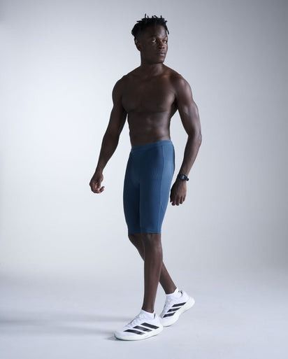2XU Light Speed React Compression Shorts MA7050B (Fully Authentic) (Category: Activewear) located in Singapore. Submitted by 101sports (Listing ID 1450872277, Image 6). Description: Size S and M Available This is a fully authentic 2XU product. Do not trust sellers that cannot provide the original 2XU box with authenticity seal. Fakes and OEMs are poorly packed in plastic bag with 2XU logo. 100% Money Back Guarantee if item is not as described. 1.