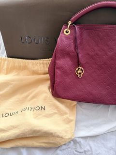 Louis Vuitton Artsy MM Bag