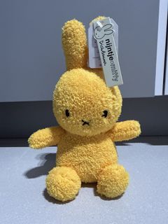 Authentic Bon Ton Toys Miffy (Nijntje) Yellow Plush – 18cm – BNWT