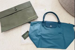 Longchamp Le Pliage Tote Bag M size