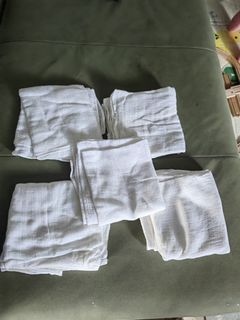 Baby nappy clothes x5