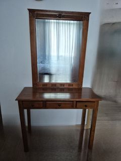 Wooden Dressing Table with Mirror