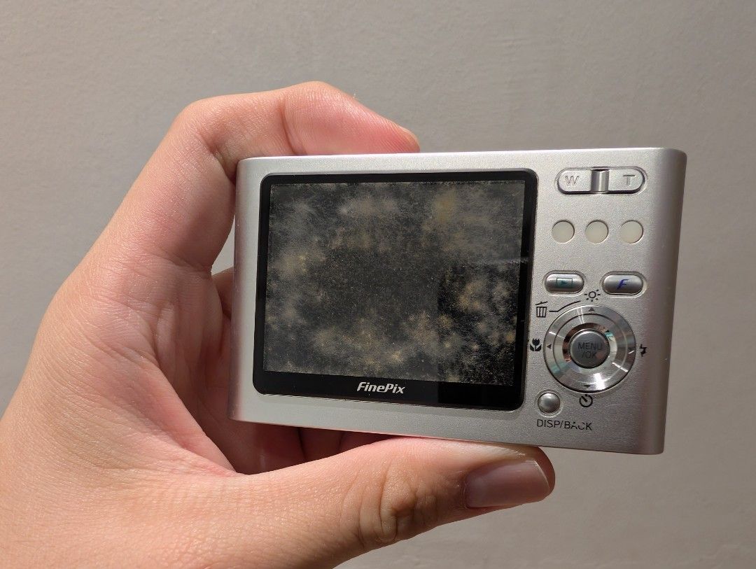 Y2K Digital Cameras (Category: Cameras) located in Singapore. Submitted by solidgood (Listing ID 1452290196, Image 7). Description: Sony W120 Pink - $80 (Pic 2) 😅 Flash is not working ✅ Zoom works ✅ Comes with battery and charger ✅ Screen is clear and clean Fujifilm Finepix F460 - $100 (Pic 4) ✅ Screen is clear and clean ✅ Flash and zoom works ✅ Comes with battery, charger and memory card 😅 Sometimes there is lines on the picture (but once you 