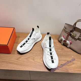 Hermes Collection item 3