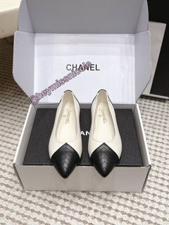 CHANEL Collection item 2