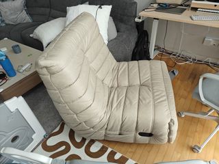 Beige Tufted Floor Chair recliner hipvan 749sgd (original price)