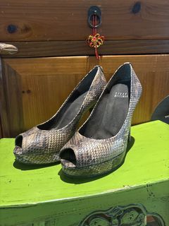 Vintage Stuart Weitzman Peep-toe Heels - Snakeskin Print
