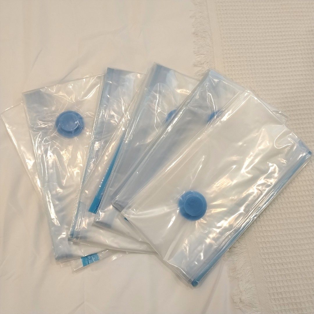 Vacuum bags 100x130cm (Category: Vacuum Cleaner & Housekeeping) located in Singapore. Submitted by adore.tan (Listing ID 1455203466, Image 2). Description: 4 pc available 1pc $1.50 100 x 130cm For bedsheets, cushions etc.