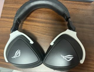 ASUS ROG Delta Wireless Gaming Headphones