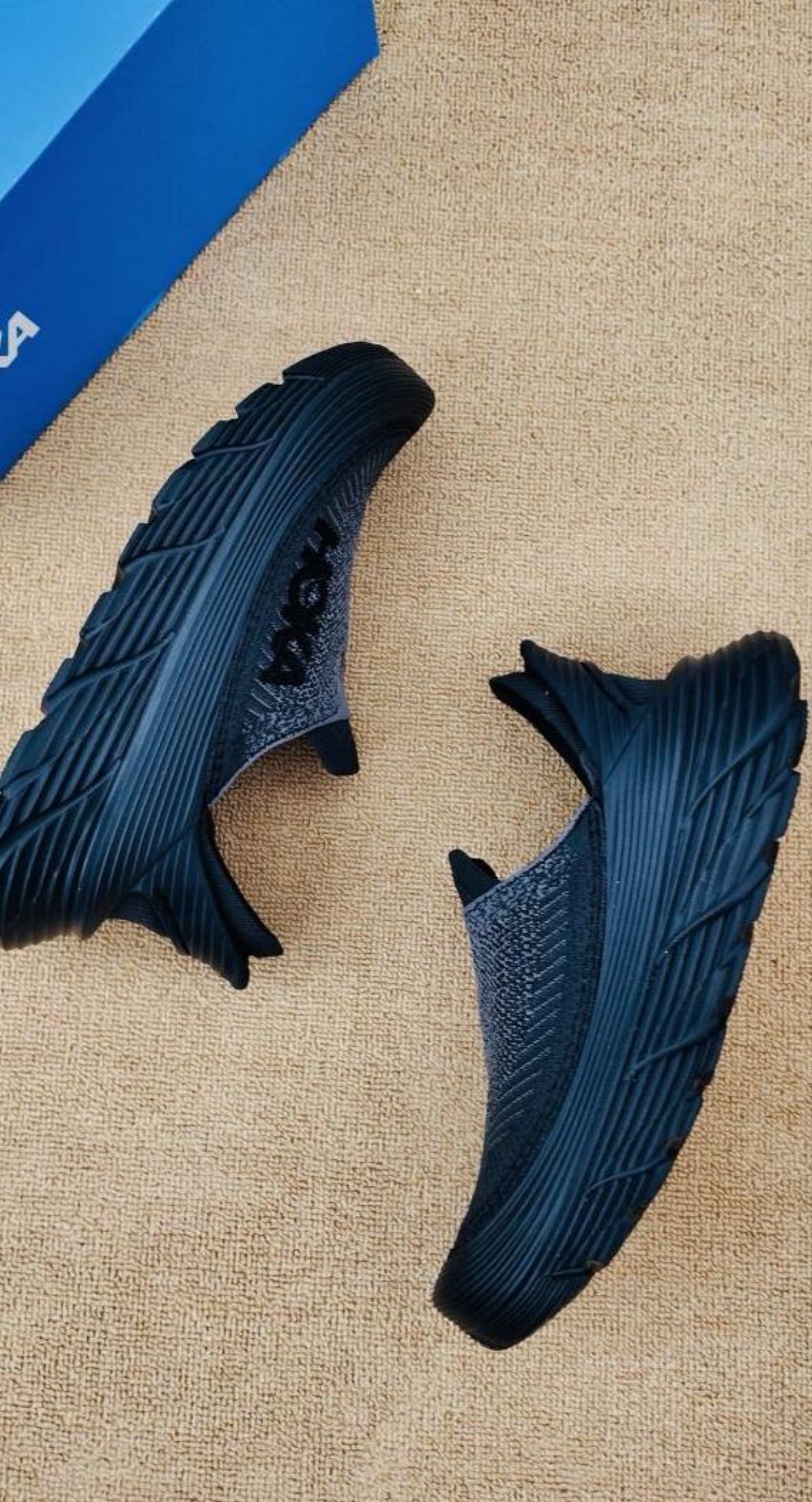 HOKA ONE ONE Restore TC Black (Category: Sneakers) located in Singapore. Submitted by gwarmturtle (Listing ID 1455369577, Image 6). Description: 👟✨ Hoka 📌 HOKA ONE ONE Restore TC Black 📌 Brand new 📌 Free shipping 📌 Cash on delivery 📌 3-day photo confirm Chat me to order!.