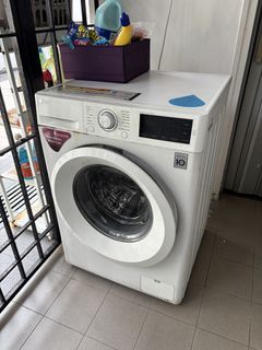 LG 7.30 liters washing machine