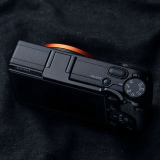 ARTFOTO Ricoh GRIII GRIIIX GRIV GR3 GR3X GR4 HDF Hotshoe Thumb Grip (Black)