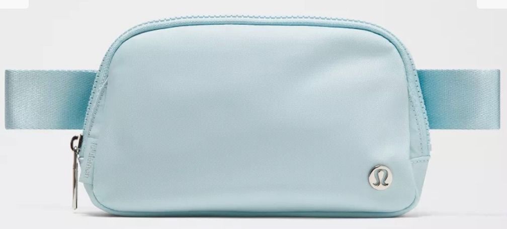 BNWT Lululemon Everywhere Belt Bag 1L in Foam Cloud/Silver (Category: Purses & Pouches) located in Singapore. Submitted by weiztay (Listing ID 1455771911, Image 5). Description: - Lululemon Everywhere Belt Bag - Zippered main compartment to secure your valuables - Interior mesh pocket for organization - Adjustable strap for a comfortable fit, tuck the excess belt bag strap into the elastic loops - Perfect for carrying essentials Bag dimensions: 1