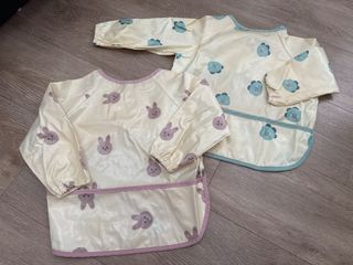 Cute Bunny & Dino Print Long Sleeve Baby Bibs