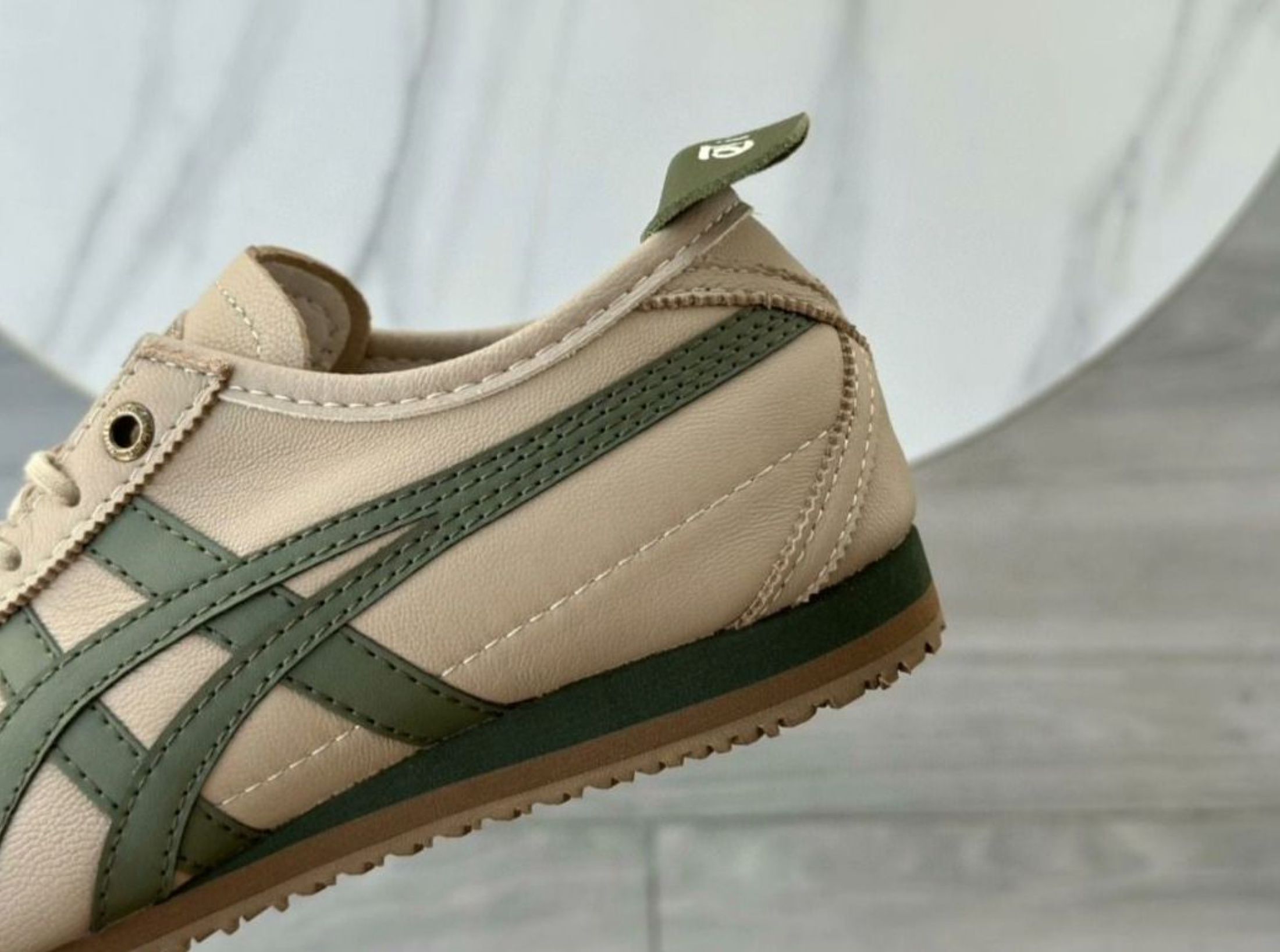 Onitsuka Tiger Mexico 66 SD Trendy Non-Slip Shoes Beige Green (Category: Sneakers) located in Singapore. Submitted by beswiftwolf (Listing ID 1456082037, Image 6). Description: 【Daily Drop】Onitsuka Tiger Onitsuka Tiger Mexico 66 SD Trendy Non-Slip Shoes Beige Green 📍New 📍Free Ship 📍COD 3-day photo confirm 📸 All sales final ⚠️.