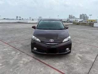 Toyota Wish 1.8 CVT Auto