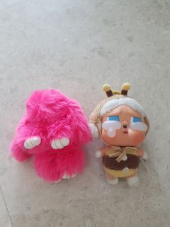 Crybaby Bee Keychain & Mofusand Hipper