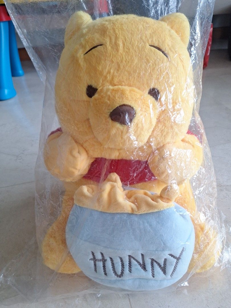 Winnie the Pooh (Category: Plushies & Soft Toys) located in Singapore. Submitted by elnev (Listing ID 1456497290, Image 1). Description: .