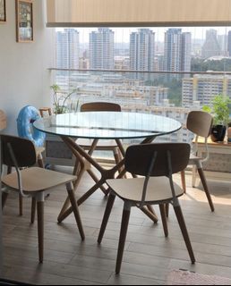 Glass Top Dining Table with 5 Wooden Chairs