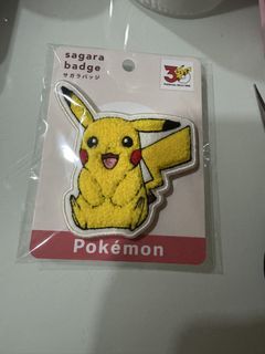 pokemon 30th anniversary pikachu sagara pin felt badge
