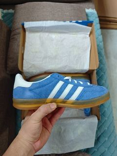 adidas Originals GAZELLE INDOOR Trendy Casual Low-Top Sneakers in Blue, White, and Brown