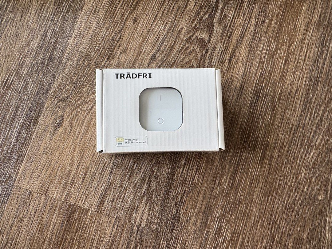 TRÅDFRI switch (Category: Electrical, Adaptors & Sockets) located in Singapore. Submitted by mypunnybunny (Listing ID 1456845923, Image 1). Description: .