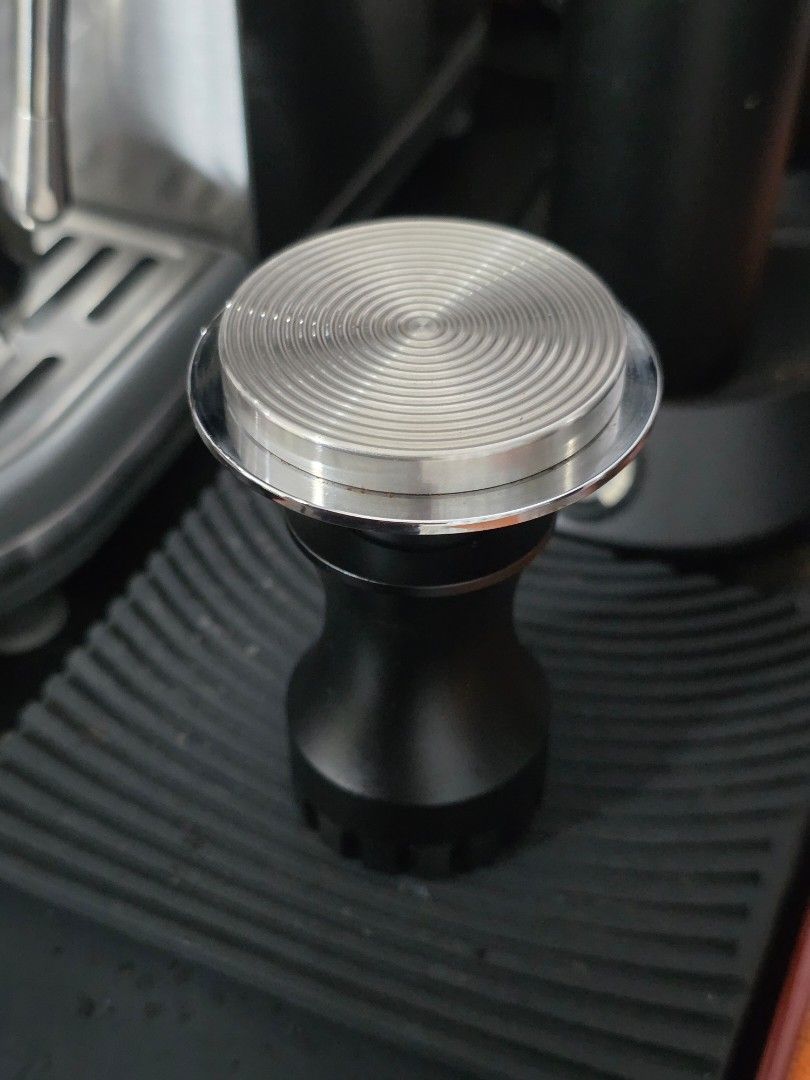 Bincoo 51mm self leveling tamp (Category: Coffee Machines & Makers) located in Singapore. Submitted by kwlim999 (Listing ID 1457082685, Image 2). Description: .