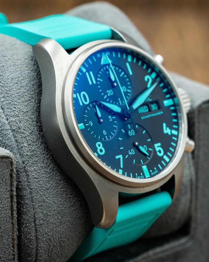 🔥CHEAPEST🔥 2024 IWC Pilot Chronograph 41mm Edition “Mercedes-AMG PETRONAS Formula One Team” IW388108 Full Set Like New (Category: Watches) located in Singapore. Submitted by gdtimepieces (Listing ID 1456965973, Image 5). Description: ** Open to trades up/down! ** ** Shop Based ** Hi all, up for sales today is the IWC Pilot Watch Chronograph Mercedes-AMG PETRONAS edition! Featuring a versatile 41mm titanium case, paired with a black dial with st