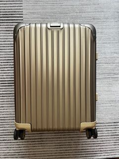 RIMOWA 21” Aluminium Cabin Suitcase – Champagne Gold