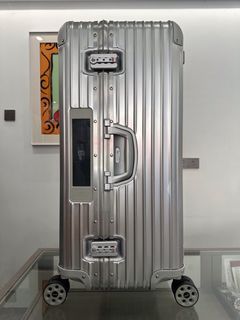 RIMOWA Original Trunk 31” – Silver luggage