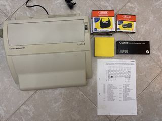 Olympia Carrera de Luxe MD Electronic Typewriter with Accessories