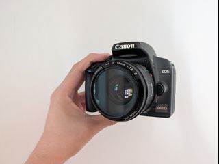 Canon EOS 1000D with 50mm f/1.8 II Lens