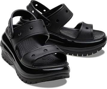 Crocs Mega Crush Platform Sandals (Category: Sandals) located in Singapore. Submitted by notasaint (Listing ID 1457343136, Image 3). Description: - worn > 5 times - authentic - uk 5, eu 38 - speedpost +6 - rtp $149 NO TRADES.
