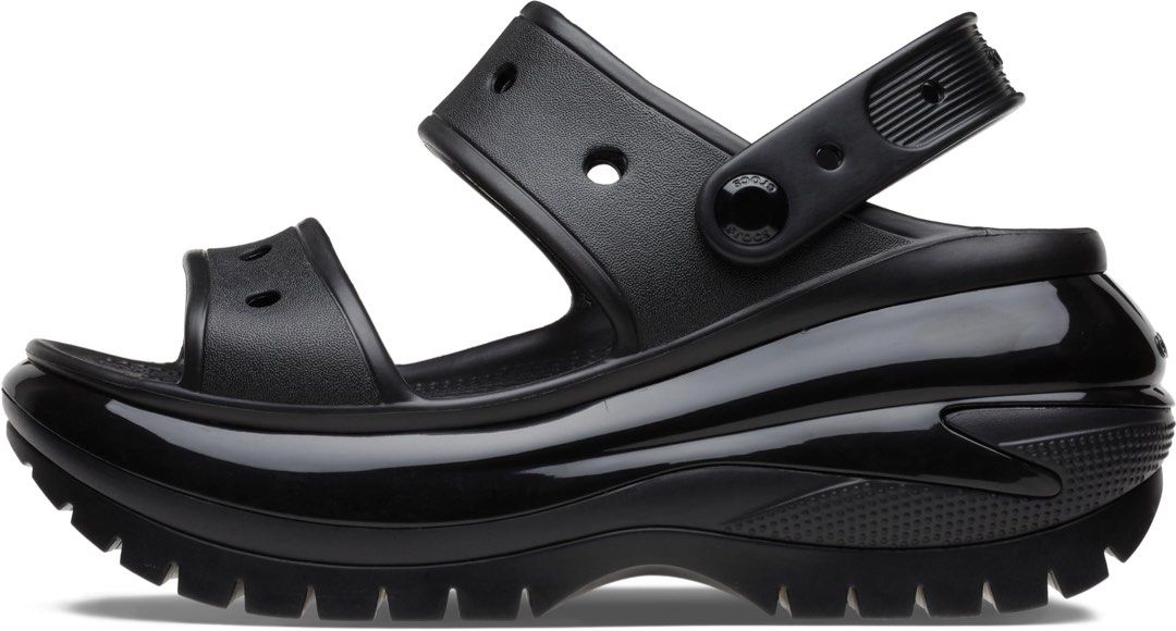 Crocs Mega Crush Platform Sandals (Category: Sandals) located in Singapore. Submitted by notasaint (Listing ID 1457343136, Image 1). Description: - worn > 5 times - authentic - uk 5, eu 38 - speedpost +6 - rtp $149 NO TRADES.