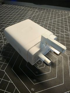 Oppo 80w Super VOCC Charger