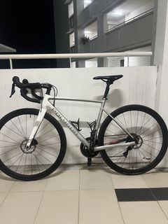 Polygon Strattos S5D Road Bike