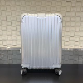 RIMOWA Original Cabin 21” Silver Aluminium – 9.7/10 Condition | S$1,399 luggage