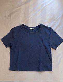 GU Japan Navy Blue Cropped T-shirt Size S BNWOT