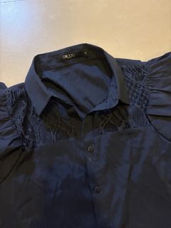 G2000 Vintage Navy Lace Detail Sleeveless Button-Up Blouse