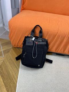 lululemon Convertible Series 13.5L Nylon Crossbody/Backpack (Small) – Unisex/Unisex-Couple Style