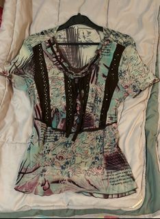 vintage y2k whimsy detailed blouse