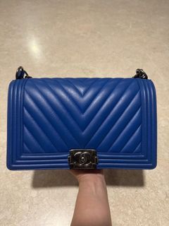 Chanel Boy Bag Blue Chevron calf Leather