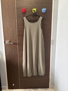 The Editor's Market Open Back Sleeveless Long Dress - Olive Green