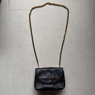 Vintage 1980s Paloma Picasso Italian Black genuine real soft calf Leather Gold Cuban Link Chain Shoulder Sling cross body classic flap Bag collectors rare made in Italy